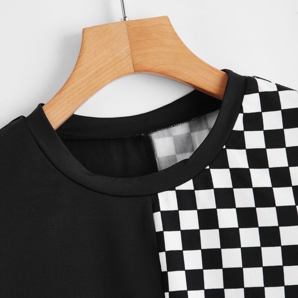 New half black and half black and white checkers. - Picture 3 of 10